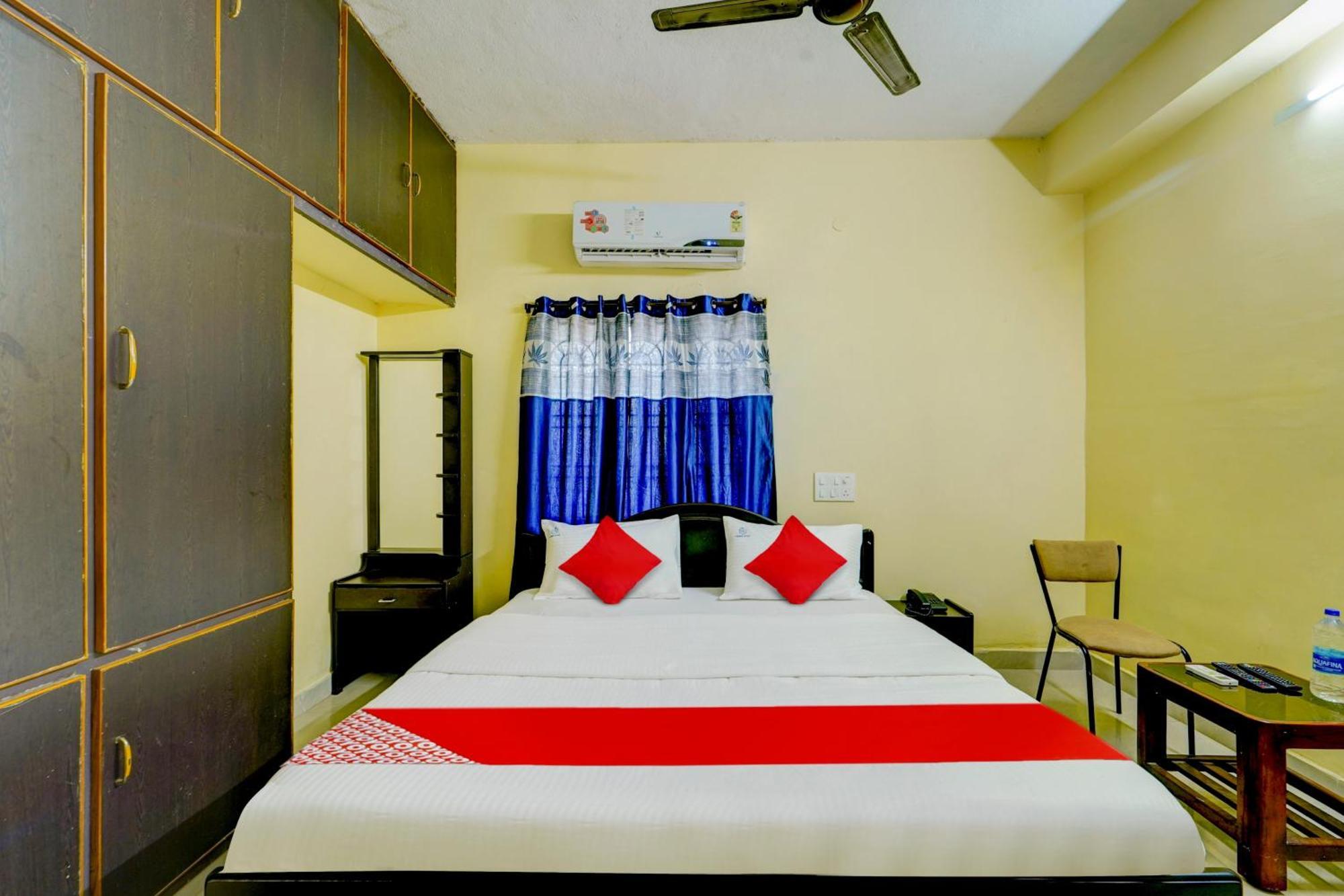 Hotel O Sree Nivas Homestay Tirupati Buitenkant foto
