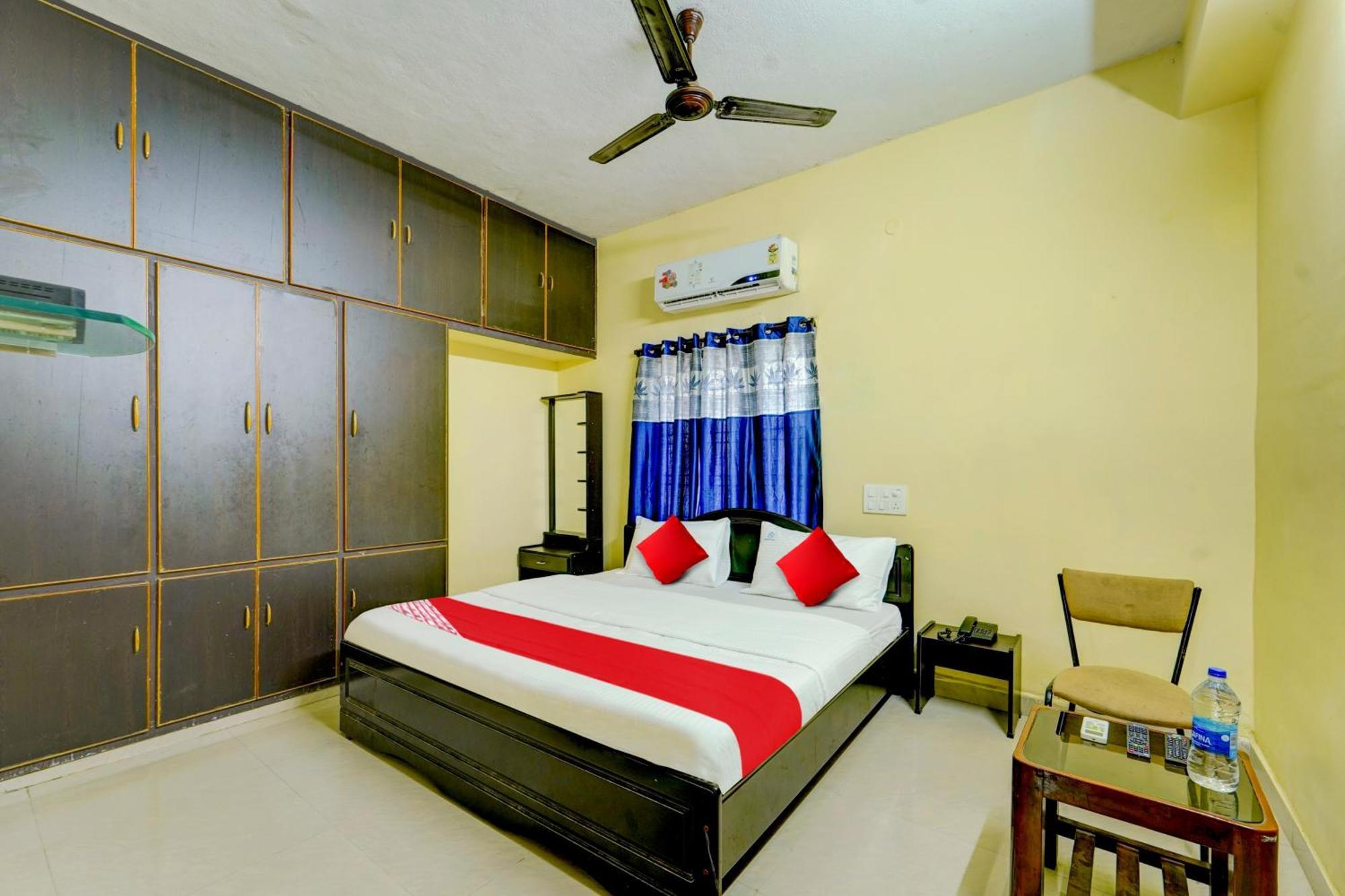 Hotel O Sree Nivas Homestay Tirupati Buitenkant foto