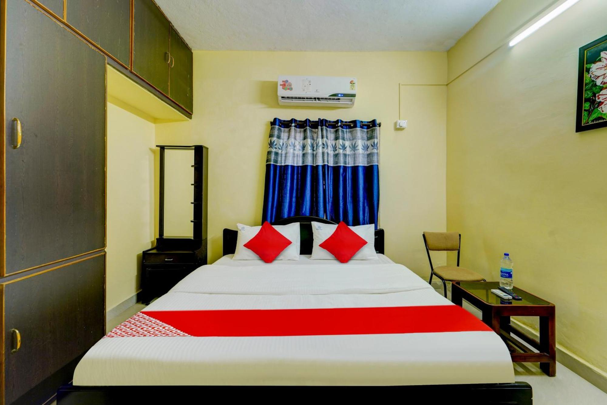 Hotel O Sree Nivas Homestay Tirupati Buitenkant foto